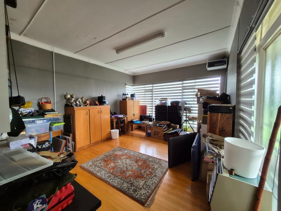 6 Bedroom Property for Sale in Dewetsdorp Free State